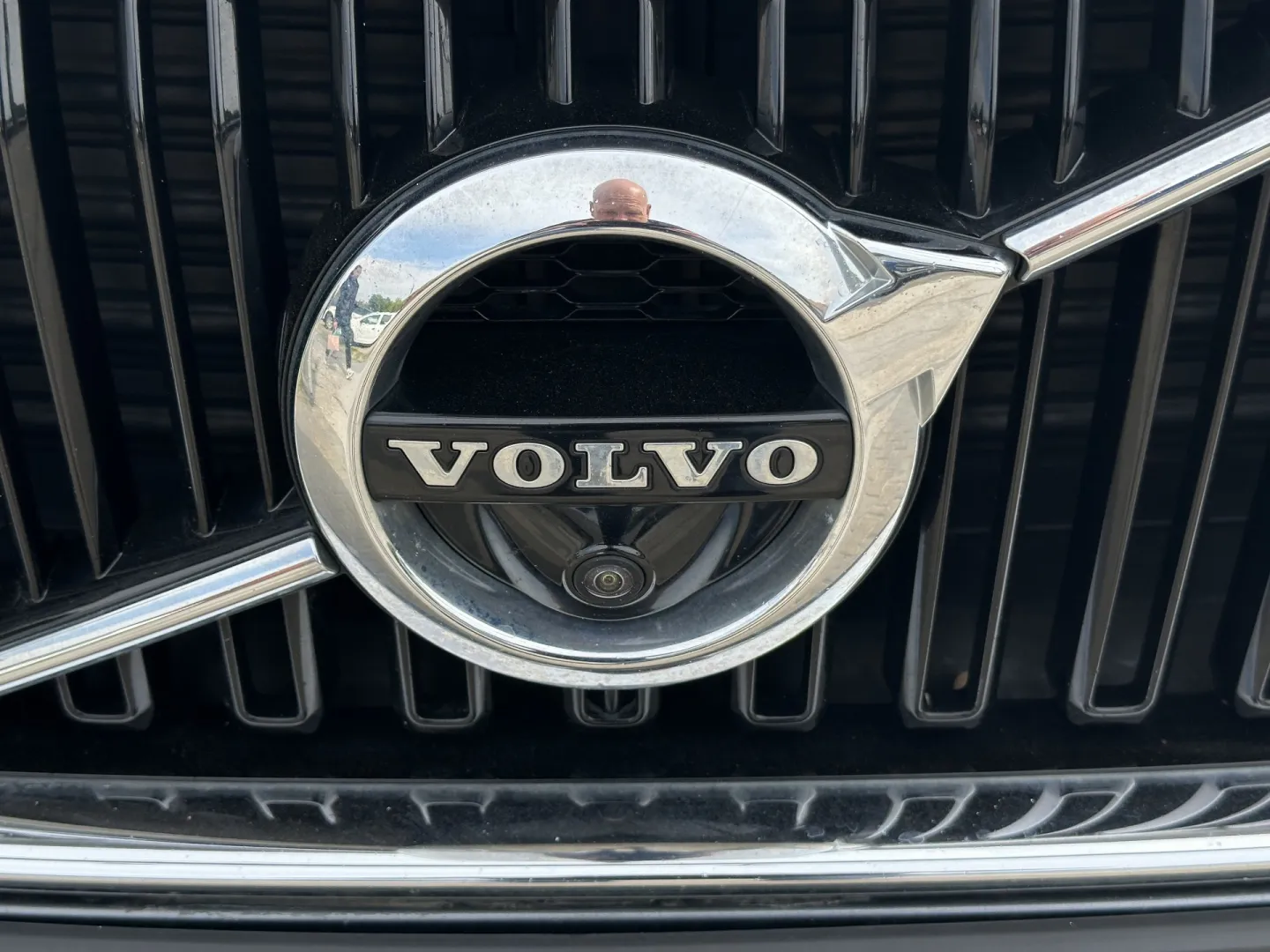 Volvo XC60 — фото 16