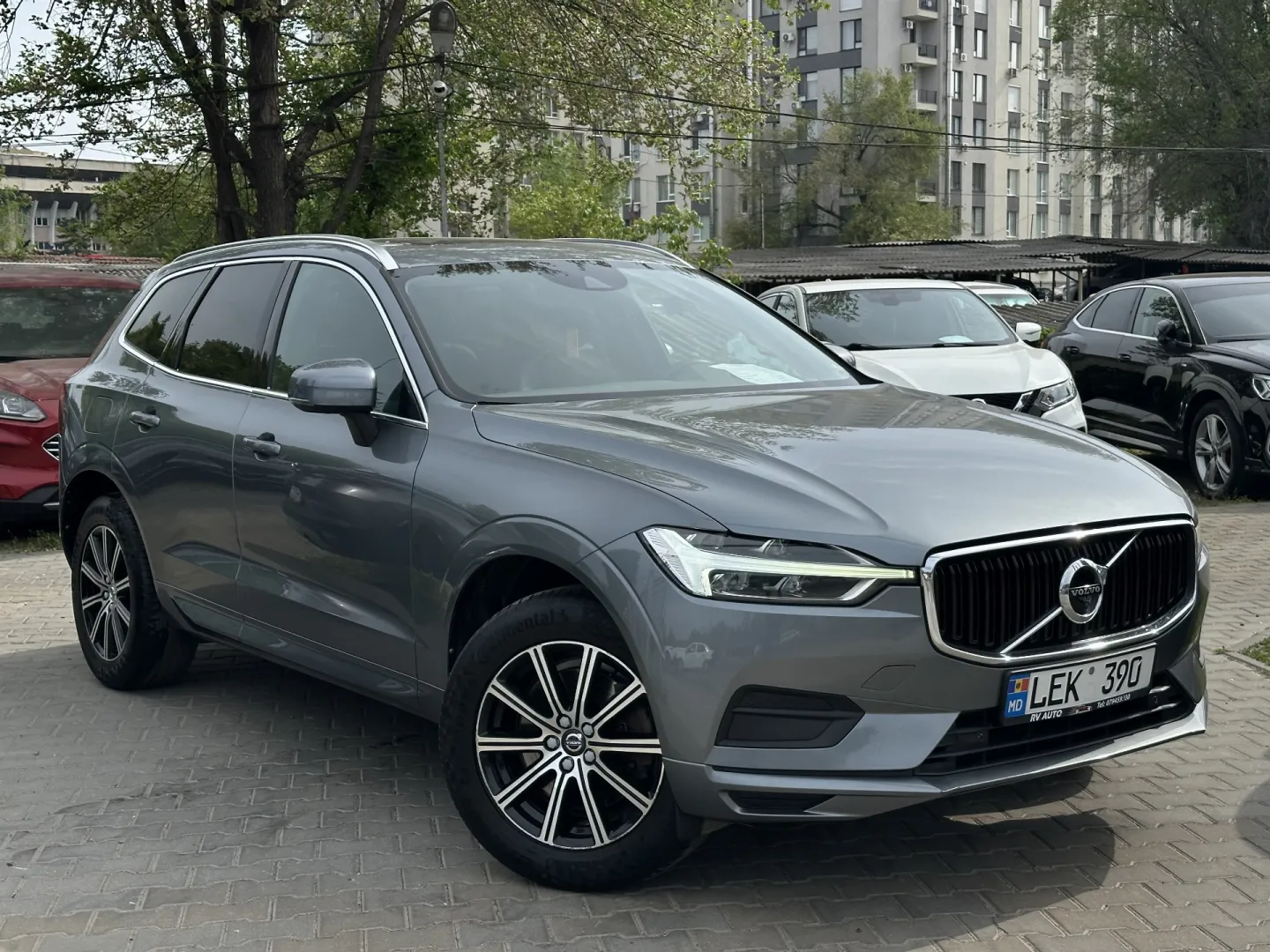 Volvo XC60 — фото 5