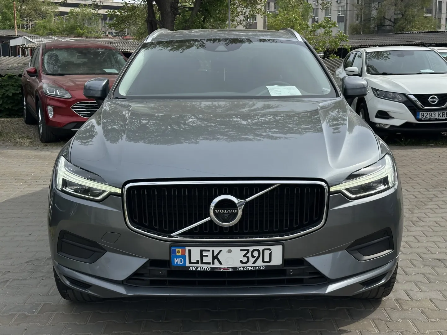 Volvo XC60 — фото 15