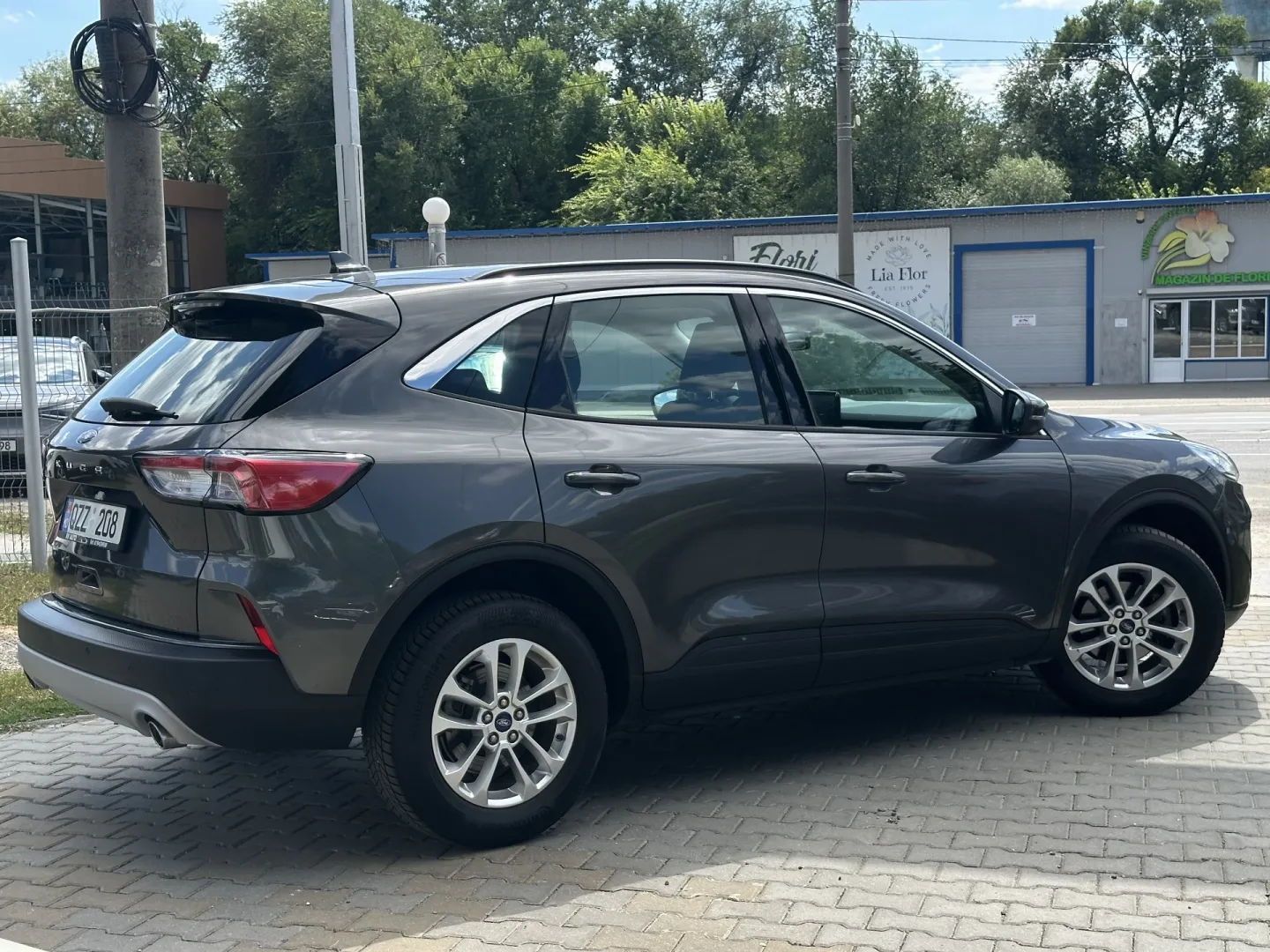 Ford Kuga — фото 4