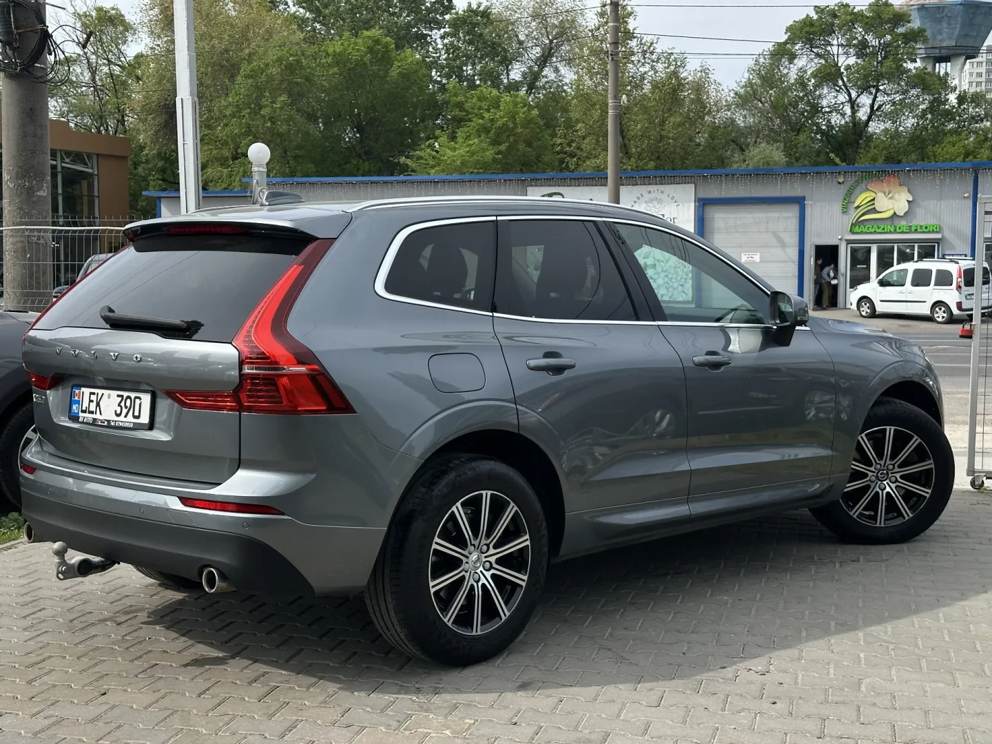 Volvo XC60 — фото 2