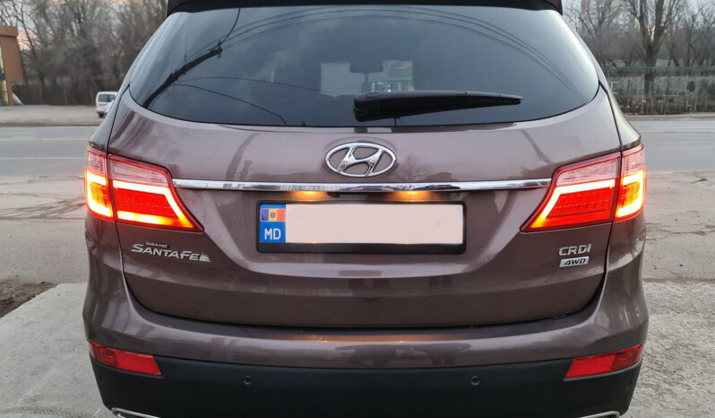 Hyundai GRAND Santa FE full